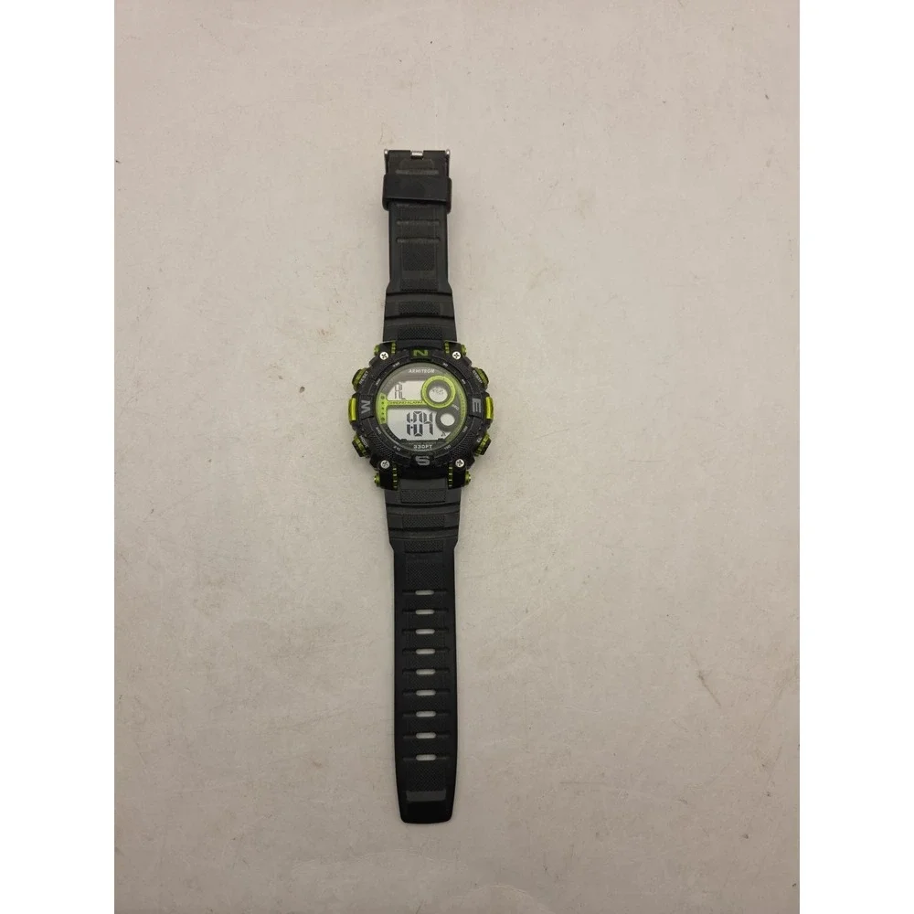 ARMITRON PRO SPORT MD12259(R) 40/8284 Water Resistant 330ft Men's Watch Works